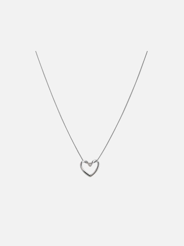 Twisted Heart Hollow Necklace